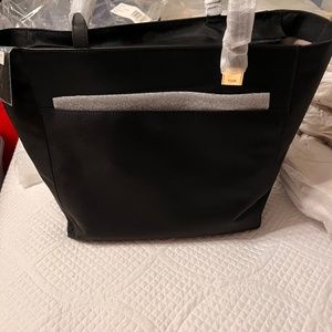 Tumi tote